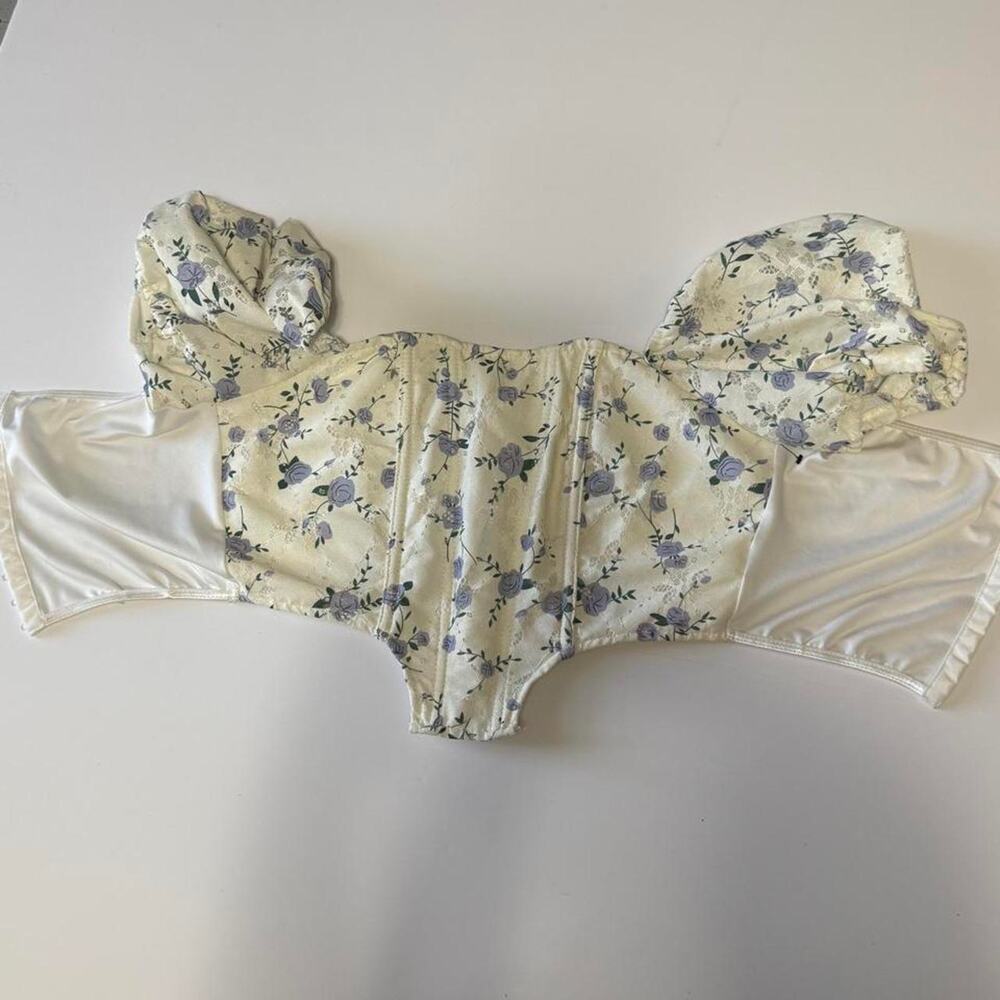 Title shein cottagecore floral corset